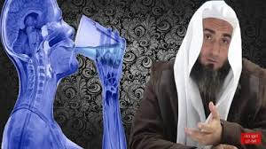 ماذا يفعل شرب الماء الساخن على معدة فارغة شاهدو المفاجأة الصادمة التي يجهلها الكثير فيديو نيوز لاين