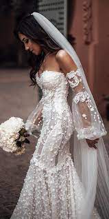 18 Fall Wedding Dresses With Charm Choose Wedding Dress Wedding Dress Sleeves Wedding Dress Guide