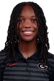 Ethan Roe's Instagram, Twitter & Facebook