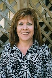 Christine Foret's Instagram, Twitter & Facebook