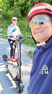 Test riding the Apollo Phantom V2 in Toronto