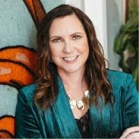 Lisa Stigall's Instagram, Twitter & Facebook