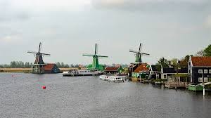 Stadionul amsterdam arena, ce apartine echipei de fotbal ajax amsterdam, a fost inaugurat la 14 august 1996. City Break In Amsterdam Ce Sa Vizitezi Si Sa Mananci Let S Wander Together