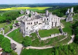 no 229 ogrodzieniec castle poland beautiful castles castle romanesque architecture
