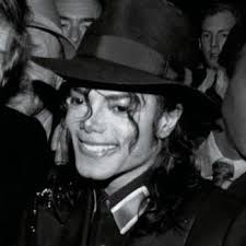 khadi. (chômage era) (@_khadi)