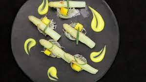 In spoken english there are approximately 12 basic vowel sounds (see below); La Recette De Guy Martin Civelle Et Asperge Du Blayais Tv5monde Europe