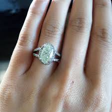 Order a free 10k gold selling kit maria is redollar's jewelry expert and is responsible for appraising 10k gold rings. What Does A 10000 Engagement Ring Look Like Raymond Lee Jewelers