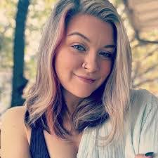 Courtney Rudolph's Instagram, Twitter & Facebook