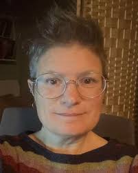 Claire Field, Psychotherapist, Cropredy, OX17