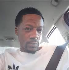 Will a 4x4 transmission from a 02 GMC Yukon fit into a 04 GMC Yukon XL 2wd?