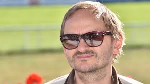 Milan peschel (born 1968) is a german actor. Deutscher Theaterpreis Mit Milan Peschel Was Helfen Wird Ist Ein Bisschen Respektlosigkeit