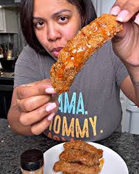 Jacqueline Sorrell's Instagram, Twitter & Facebook