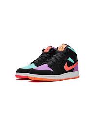 Nike Kids Air Jordan 1 Mid Gs Candy Farfetch In 2020 Jordan Shoes Girls Shoes Sneakers Jordans Hype Shoes