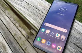LG V35 ThinQ review: This phone is ...