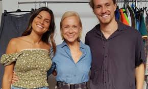 Bem tenho coisas a fazer! Carolina Loureiro Declara Se A Vitor Kley E O Ser Humano Com Mais Luz Que Conheco