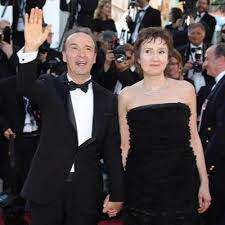 She has been married to roberto benigni since december 1991. Roberto Benigni Nicoletta Braschi Fanpage Startseite Facebook
