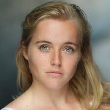 Esme Cooper (@esmecooper5)