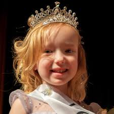 👑 Meet Moriah Smith, People's Choice Winner! 👑 Moriah captured the  People's Choice crown in the Fairest of the Fair Pageant. 🌟 Join us in  celebrating adorable Moriah--we love her sweet smile!