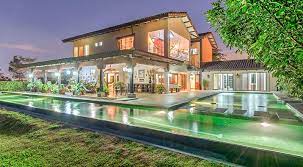 Set amidst the rolling hills of the western ghats in serene places with greenery everywhere. Luxury Homes Costa Rica Luxury Real Estate For Sale In Costa Rica Luxuryabode Com