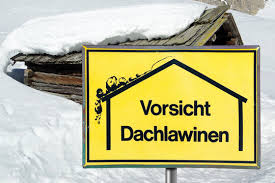 Vorsicht f (genitive vorsicht, no plural). Fotos Lizenzfreie Bilder Grafiken Vektoren Und Videos Von Dachlawinen Adobe Stock
