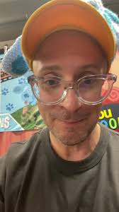 🥳 Steve Burns wishing my mom: Happy Birthday! Yes, It made her cry! 🥲  #steveburns #stevefrombluesclues #bluesclues #nickjr #foryoupage @AnnMarie  Randazzo @Jeennniiiferrr @Ronni Spires ...