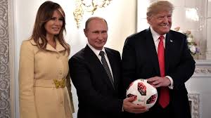 Ehefrau, liebe, leben, familie und freunde. Pressestimmen Zum Trump Putin Gipfel Als Er Grosse Zeigen Musste Entschied Er Sich Zu Buckeln Stern De
