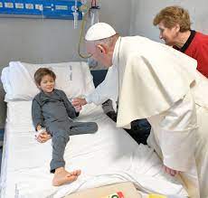 Pope Francis visits children's hospital on eve of the Epiphany | America  Magazine