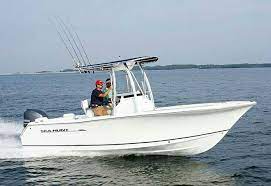 Sea Hunt Center Console Fishing Boat Lanchas