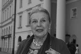 Opening theme a puro dolor by son by four country of origin: D8th3drwnyheym