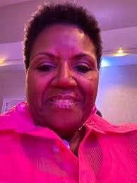 Janet Sager's Instagram, Twitter & Facebook