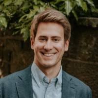 2400+ profilů „Perz“