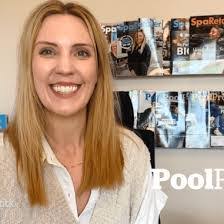 Heather Linton's Instagram, Twitter & Facebook