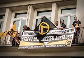 Jetzt beobachtet der hamburger daneben stilisieren drei frauen die eigene rolle in deutschland heute und in zukunft: Identitare Bewegung Im Fokus Des Verfassungsschutzes