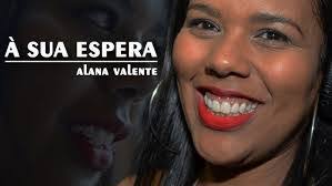 Alana Valente's Instagram, Twitter & Facebook