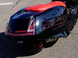 ライトカスタムでマグザムをラグジュアリーに彩るワザがgotty流 プロが造るカスタム バイクブロス マガジンズ マグザム ビックスクーター マグザム カスタム