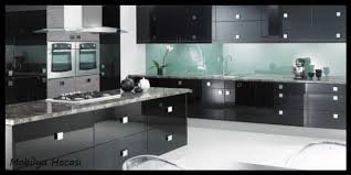 Önemli bir tamamlayıcı olmuş adeta mutfak tezgah arası. Cok Tercih Edilen Mutfak Dolabi Renkleri Katalogu 2020 2021