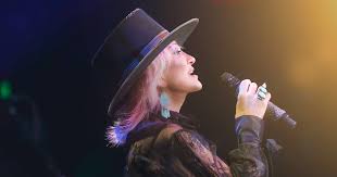 Give me my flowers now. Tanya Tucker Brings Her Hit Songs On The Bring My Flowers Now Tour Kixb Cm