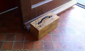 Buy the latest door stop gearbest.com offers the best door stop products online shopping. Oak Door Stop Heavy Duty Wooden Solid Big Amp Chunky Door Wedge Medieval Look Wooden Door Stops Diy Doorstop Easy Wood Projects