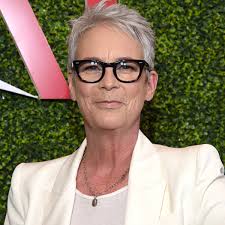 In 2002, jamie lee curtis posed for more magazine with no makeup and no retouching. Jamie Lee Curtis Age Parents Movies Biography
