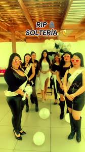 Funeral de Despedida para la Soltería
