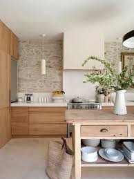 12 Materiaux Naturels Pour La Cuisine Cuisine Blanche Et Bois Cuisine Bois Cuisine Bois Moderne