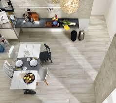 white porcelain wood tile pretty bodenfliesen holzoptik bodenfliesen holzfliesen badezimmer