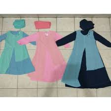 Bahan yang digunakan adalah katun yang mudah. Baju Muslim Anak Perempuan Gamis Anak Kombinasi 2 Warna Shopee Indonesia