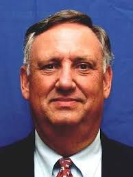 Dan Walters: Neighbors perhaps, friends no