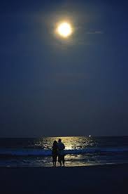Pin By Melinaceleste Cm On Walk With Me Beach At Night Beautiful Moon Dream Dates