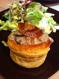 De Delicieux Vol Au Vent Cremeux Et Gouteux Vol Au Vent Recettes De Cuisine Recette