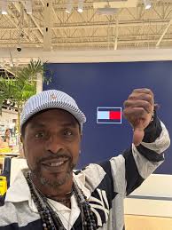 POLO 電工海動 L ATEL D BLF FF ACOSTE NAUTICA ب ENTIRESTORE ENTIRESTORE TORE 50  to 70 TICA NAUTICA