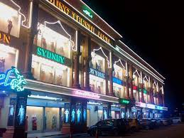 Because prices here are very low, singaporeans flock to johor every weekend and holiday. Skudai Highway Johor Mapio Net