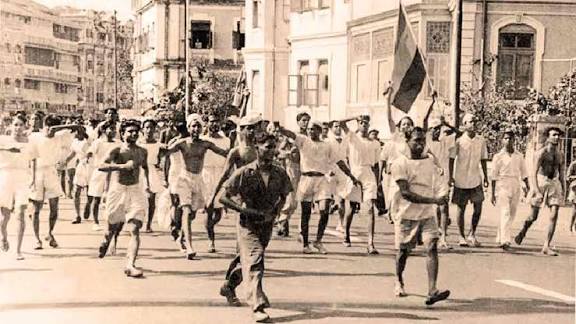 Book review | Pramod Kapoor's 1946: Last War Of Independence: Royal Indian Navy Mutiny prompts you to think about that imagined future - Telegraph India