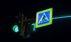 V Blagoveshenske Vpervye Ustanovili Svetyashiesya Znaki Peshehodnyj Perehod Blagoveshensk I Oblast Raznoe Novosti Blagoveshenska I Amurskoj Oblasti Amur Net Pervyj Amurskij Portal